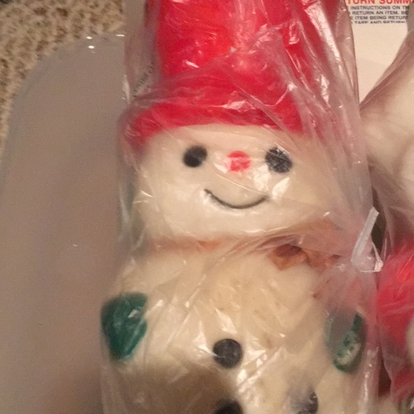 Vintage set of two pillar Christmas candles, Santa and Snowman - Picture 2 of 3